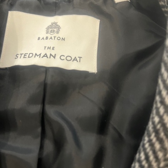 Aritzia/Babaton Wool and Cashmere Houndstooth Coat - Picture 7 of 7